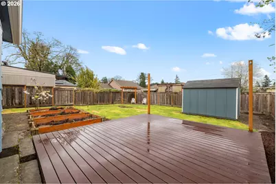 345 E Gloucester St, Gladstone, OR 97027 - Photo 27