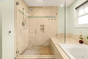 345 E Gloucester St, Gladstone, OR 97027 - Photo 17