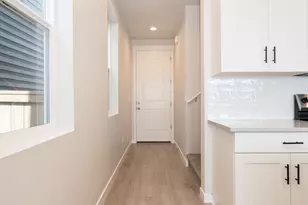 18301 NE 14th St, Vancouver, WA 98684 - Photo 7