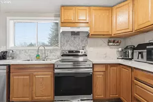 6401 SE Hazel St, Portland, OR 97206 - Photo 13