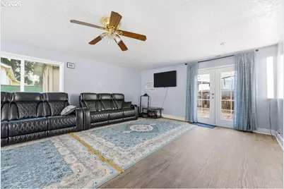 6401 SE Hazel St, Portland, OR 97206 - Photo 5