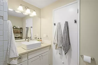 16934 SE Fragrance Ave, Milwaukie, OR 97267 - Photo 33