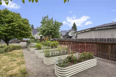16934 SE Fragrance Ave, Milwaukie, OR 97267 - Photo 37