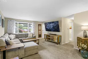 16934 SE Fragrance Ave, Milwaukie, OR 97267 - Photo 5
