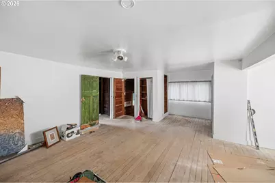 16031 SE River Rd, Milwaukie, OR 97267 - Photo 43