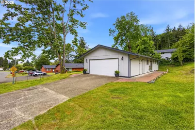 745 SW Barber Ave, Willamina, OR 97396 - Photo 3