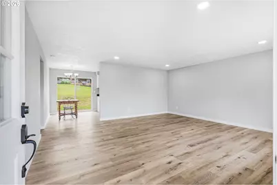 745 SW Barber Ave, Willamina, OR 97396 - Photo 5