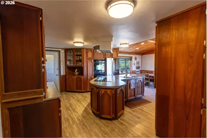 5686 Waconda Rd, Salem, OR 97305 - Photo 19