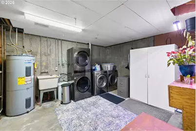 7360 SE Imperial Ct, Milwaukie, OR 97222 - Photo 35