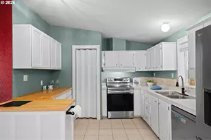 3201 NE 223rd Ave, Fairview, OR 97024 - Photo 17