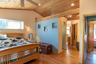 709 Ash Creek Rd, Riddle, OR 97469 - Photo 21