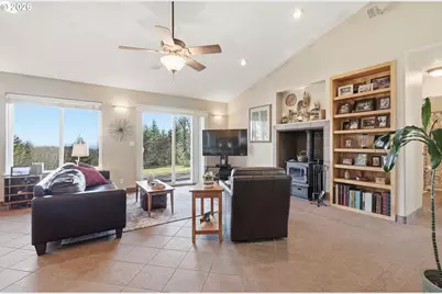 1110 Reuben Boise Rd, Dallas, OR 97338 - Photo 9