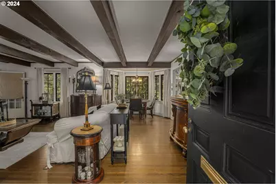 2271 SW Montgomery Dr, Portland, OR 97201 - Photo 3