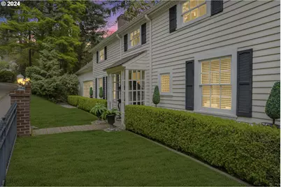 2271 SW Montgomery Dr, Portland, OR 97201 - Photo 15