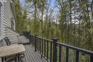 2271 SW Montgomery Dr, Portland, OR 97201 - Photo 23