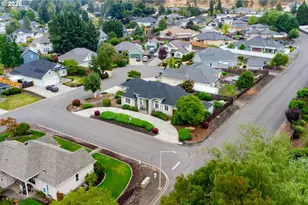 147 Wingfoot Ct, Winchester, OR 97495 - Photo 23