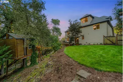 6084 Fernhill Loop, Springfield, OR 97478 - Photo 3