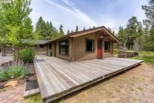 56711 Lunar Dr, Bend, OR 97707 - Photo 5