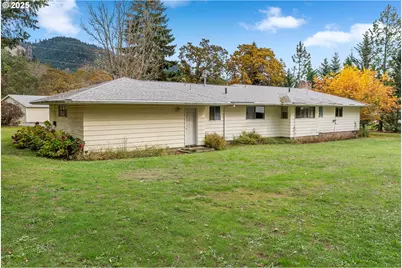 1412 N Main Ave, White Salmon, WA 98672 - Photo 33