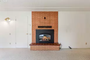 1412 N Main Ave, White Salmon, WA 98672 - Photo 9