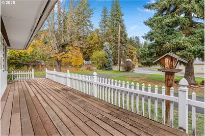 1412 N Main Ave, White Salmon, WA 98672 - Photo 29