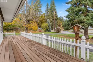 1412 N Main Ave, White Salmon, WA 98672 - Photo 29