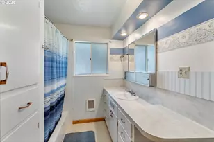 1412 N Main Ave, White Salmon, WA 98672 - Photo 21