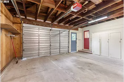 1412 N Main Ave, White Salmon, WA 98672 - Photo 27