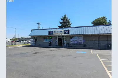 170/190 N 3rd St, Harrisburg, OR 97446 - Photo 1