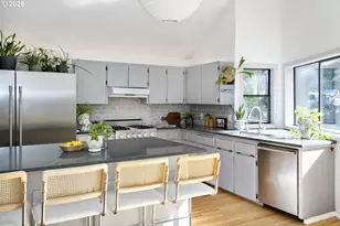 4040 Kenthorpe Way, West Linn, OR 97068 - Photo 13