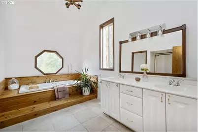 4040 Kenthorpe Way, West Linn, OR 97068 - Photo 19