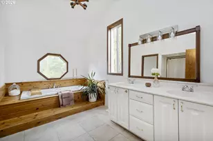 4040 Kenthorpe Way, West Linn, OR 97068 - Photo 19