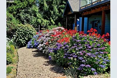 15 Shell St, Yachats, OR 97498 - Photo 5