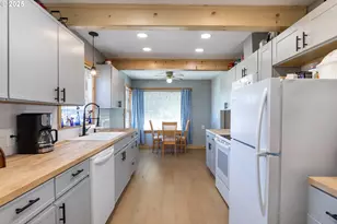 76521 Delena Mayger Rd, Rainier, OR 97048 - Photo 7