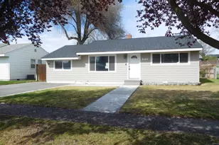 850 W Madrona Ave, Hermiston, OR 97838 - Photo 1