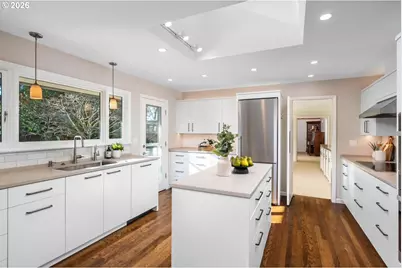 7550 SW Laurel St, Portland, OR 97225 - Photo 13