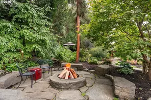 7550 SW Laurel St, Portland, OR 97225 - Photo 41