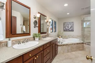 7550 SW Laurel St, Portland, OR 97225 - Photo 23