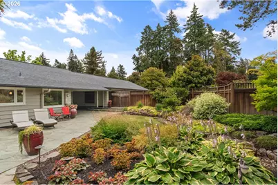 7550 SW Laurel St, Portland, OR 97225 - Photo 37