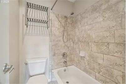 6600 SE Division St #305, Portland, OR 97206 - Photo 23