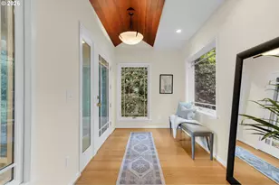 4621 SW Hillside Dr, Portland, OR 97221 - Photo 5