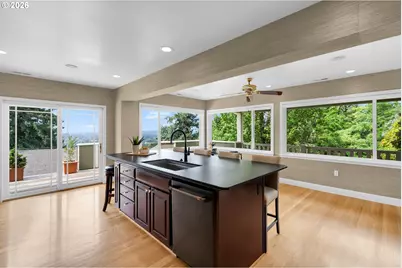 4621 SW Hillside Dr, Portland, OR 97221 - Photo 11