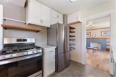 7834 N Wabash Ave, Portland, OR 97217 - Photo 13