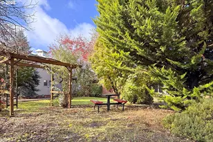 571 NW Wade St, Estacada, OR 97023 - Photo 11