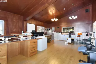 571 NW Wade St, Estacada, OR 97023 - Photo 35