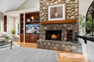60726 Golf Village Loop, Bend, OR 97702 - Photo 9