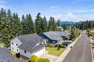 2260 Ibsen Ave, Cottage Grove, OR 97424 - Photo 45