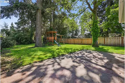 11448 NE Fargo St, Portland, OR 97220 - Photo 33