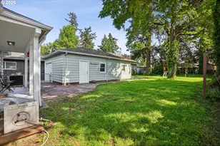 11448 NE Fargo St, Portland, OR 97220 - Photo 29