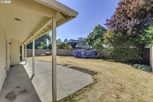 668 NE Maryann Ct, Hillsboro, OR 97124 - Photo 29